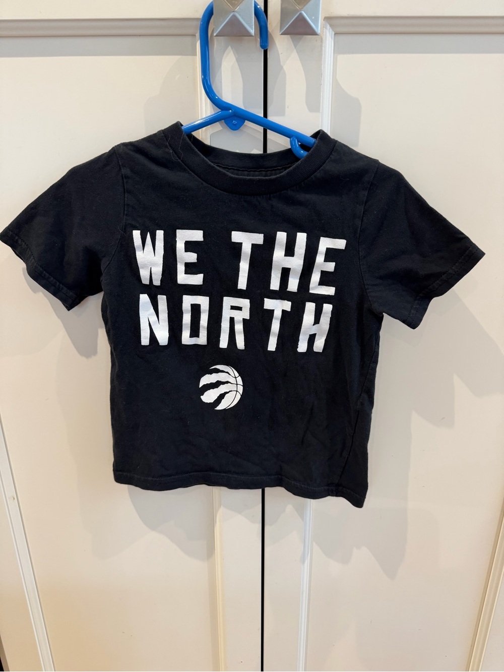 Raptors 2t Black "We The North" Graphic Tee